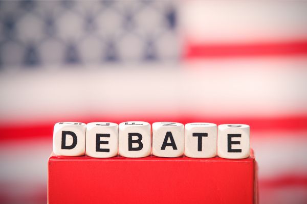 Democracy Demands It: How Presidential Debates Bridge the Gap between Candidates and Voters